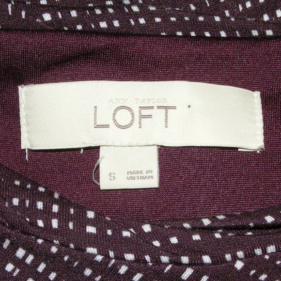 LOFT Dress, S, Maroon/Burgundy, Crosshatch, Clingy, Gathered Hip - Picture 11 of 13